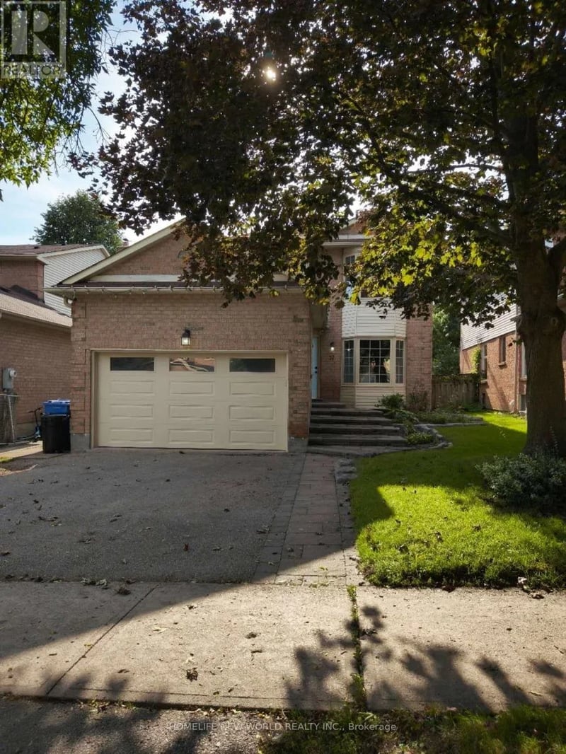 32 Moorcrest Drive, Aurora (Aurora Village), Ontario, L4G3R4, Aurora (Aurora Village), Ontario — photo 1 of 5