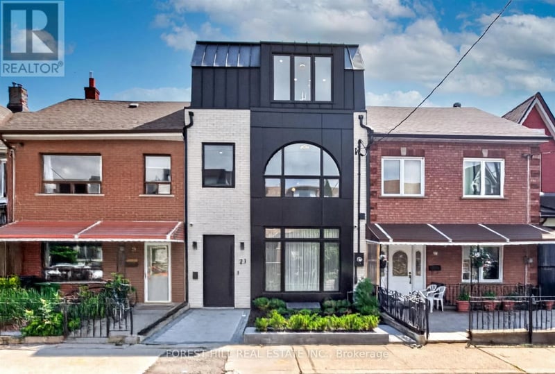 21 Foxley Street, Toronto (Trinity-Bellwoods), Ontario, M6J1P9, Toronto (Trinity-Bellwoods), Ontario — photo 1 of 5