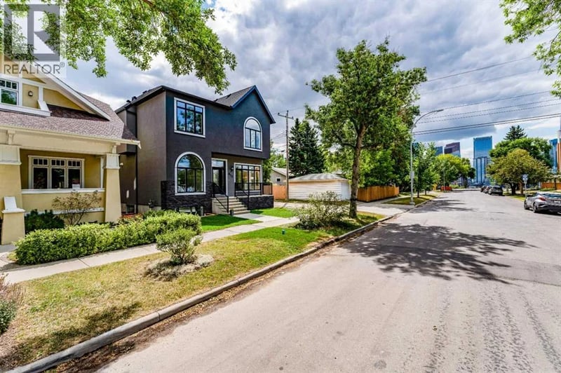 812 1 Street Northwest, Calgary, Alberta, T2M2R7, Calgary, Alberta — photo 1 of 5