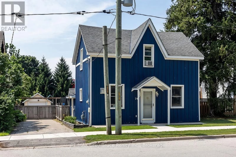 74 Yonge Street South, Arran-Elderslie, Ontario, N0H2N0, Arran-Elderslie, Ontario — photo 1 of 5