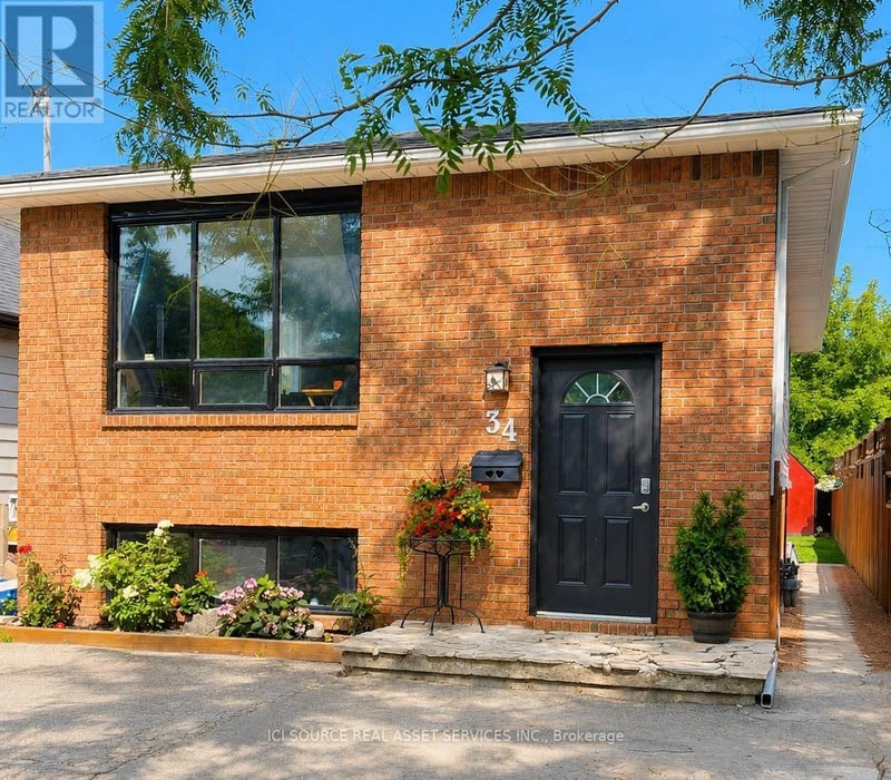 34 Grantham Avenue, St. Catharines (E. Chester), Ontario, L2P3B4, St. Catharines (E. Chester), Ontario — photo 1 of 5