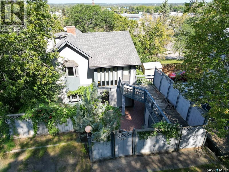 407 18th STREET W, Prince Albert, Saskatchewan, S6V4A4, Prince Albert, Saskatchewan — photo 1 of 5