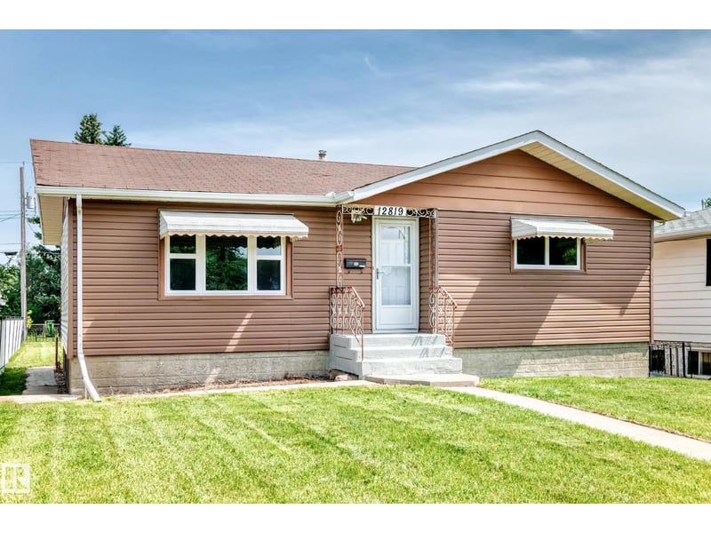 12819 107 ST NW, Edmonton, Alberta, T5E4V4, Edmonton, Alberta — photo 1 of 5