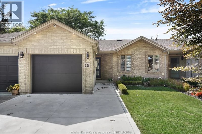 19 MALIBU Drive, Leamington, Ontario, N8H5G4, Leamington, Ontario — photo 1 of 5