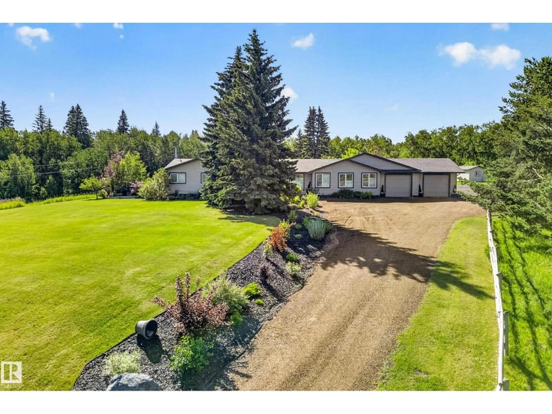 22245 TWP ROAD 512, Rural Strathcona County, Alberta, T8C1H2, Rural Strathcona County, Alberta — photo 1 of 5