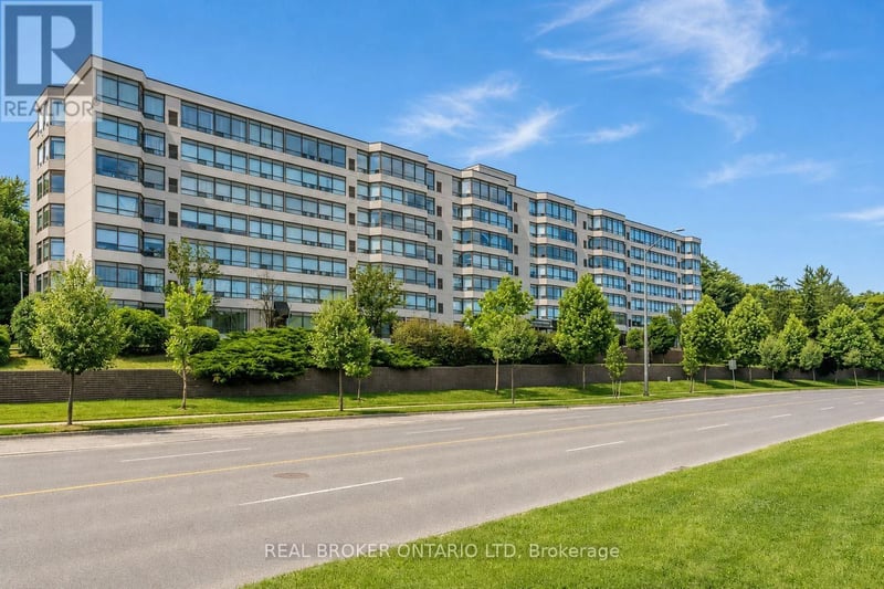 #315 521 Riverside Drive, London North (North P), Ontario, N6H5E2, London North (North P), Ontario — photo 1 of 5