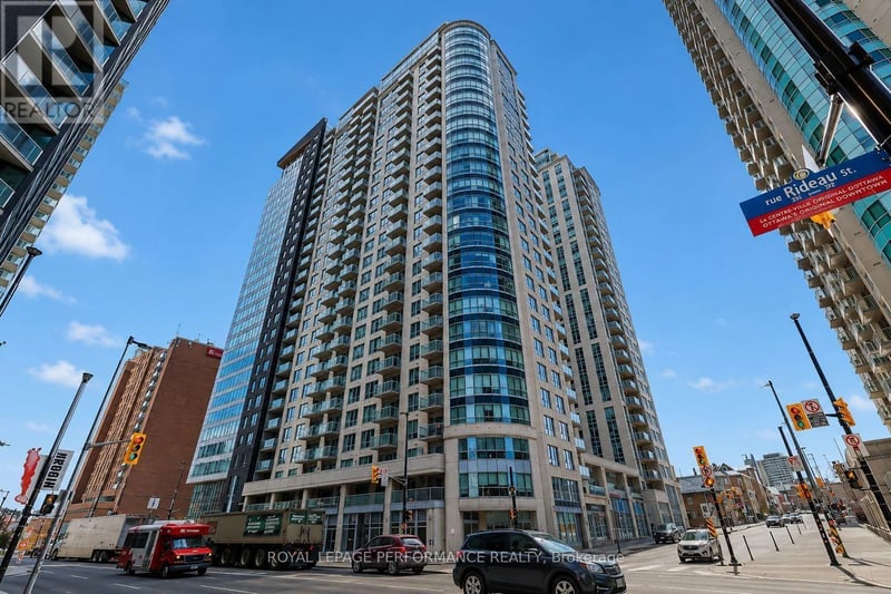 #204 242 Rideau Street, Ottawa, Ontario, K1N0B7, Ottawa, Ontario — photo 1 of 5