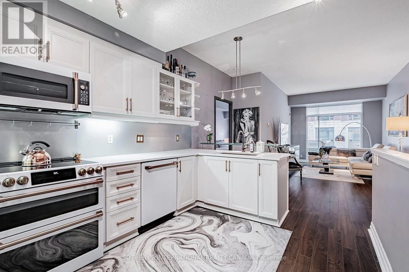 #106W UP 500 Queens Quay West, Toronto (Waterfront Communities), Ontario, M5V3K8, Toronto (Waterfront Communities), Ontario — photo 1 of 5