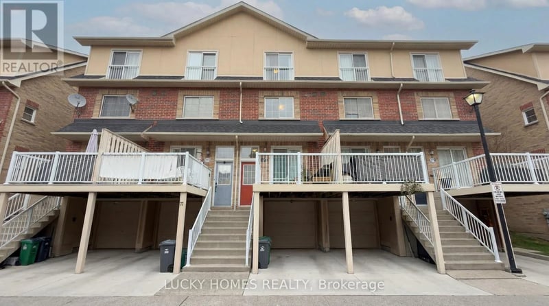 #76 1775 Valley Farm Rd Road, Pickering (Town Centre), Ontario, L1V7J9, Pickering (Town Centre), Ontario — photo 1 of 5