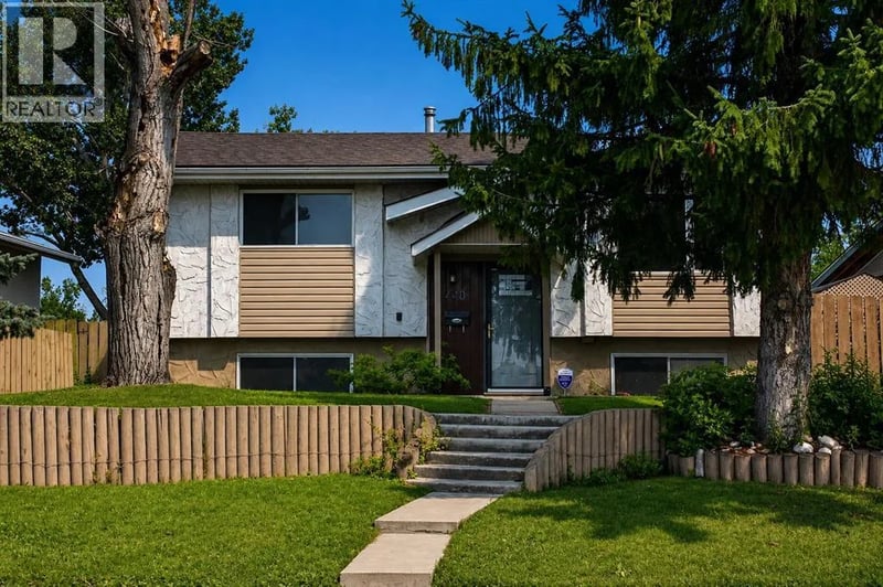 440 Ogden Drive Southeast, Calgary, Alberta, T2C1W6, Calgary, Alberta — photo 1 of 5