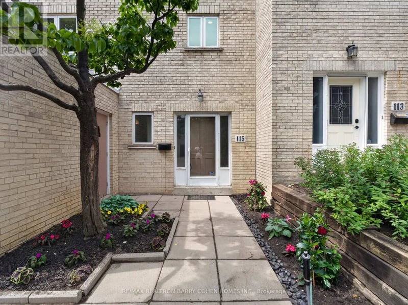 115 Scenic Mill Way, Toronto (St. Andrew-Windfields), Ontario, M2L1T1, Toronto (St. Andrew-Windfields), Ontario — photo 1 of 5