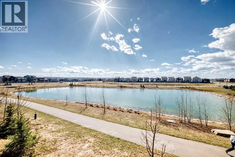55 Lucas Way Northwest, Calgary, Alberta, T2P2C7, Calgary, Alberta — photo 1 of 5