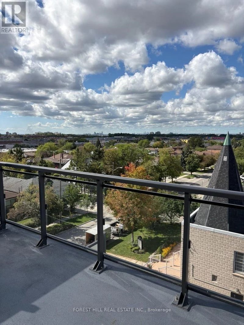 #508 16 McAdam Avenue, Toronto (Yorkdale-Glen Park), Ontario, M6A1S5, Toronto (Yorkdale-Glen Park), Ontario — photo 1 of 5