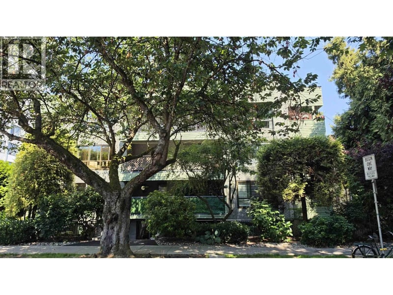 #406 1717 HARO Street, Vancouver, British Columbia, V6G1H1, Vancouver, British Columbia — photo 1 of 5