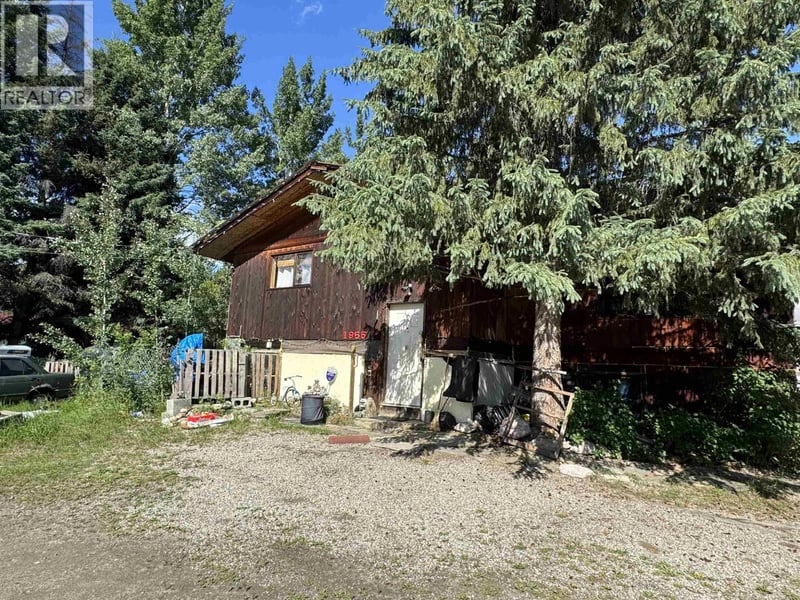 1955 CRANBERRY Place, Valemount, British Columbia, V0E2Z0, Valemount, British Columbia — photo 1 of 5