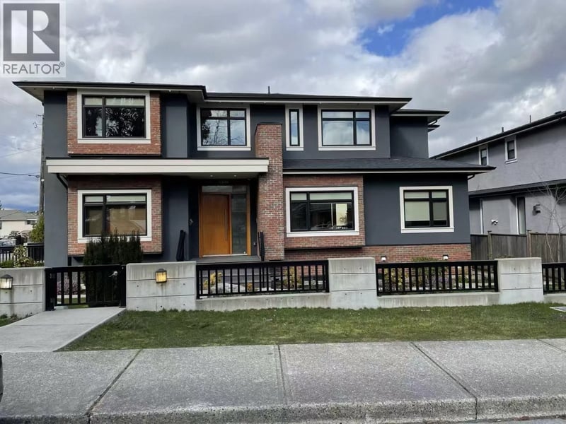 #ensuite 5335 IRVING STREET Street, Burnaby, British Columbia, V5H1V1, Burnaby, British Columbia — photo 1 of 5
