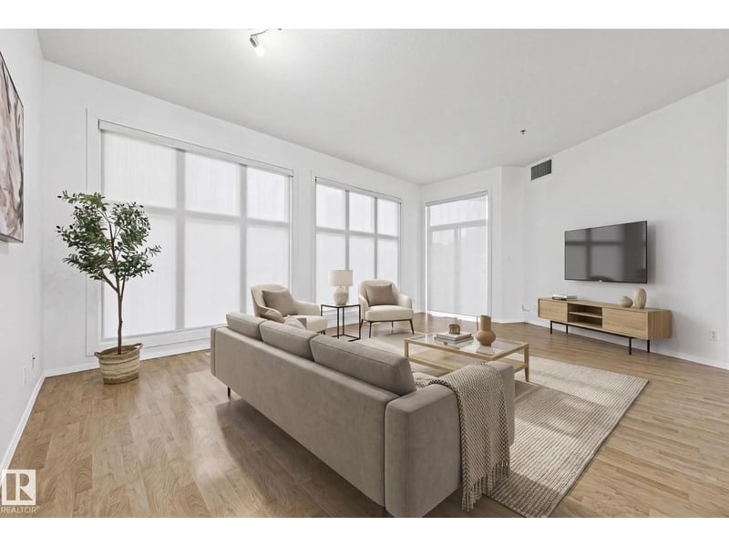 #308 10147 112 ST NW, Edmonton, Alberta, T5K1M1, Edmonton, Alberta — photo 1 of 5