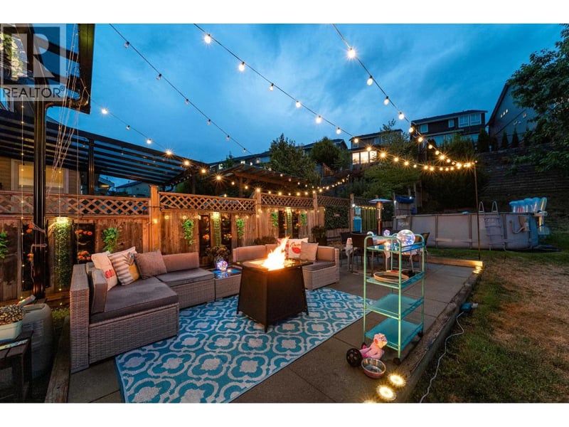 10476 MCEACHERN Street, Maple Ridge, British Columbia, V2W0H8, Maple Ridge, British Columbia — photo 1 of 5