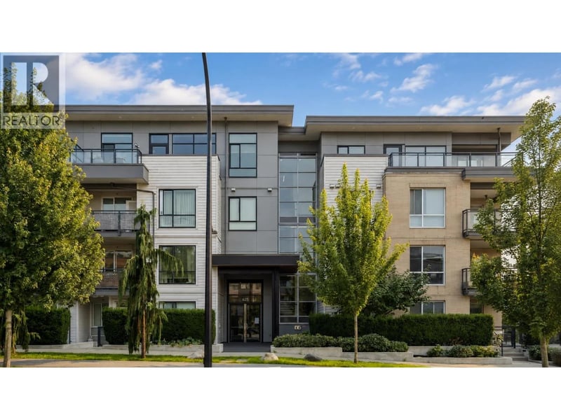 #105 625 3RD Street, North Vancouver, British Columbia, V7L1G6, North Vancouver, British Columbia — photo 1 of 5