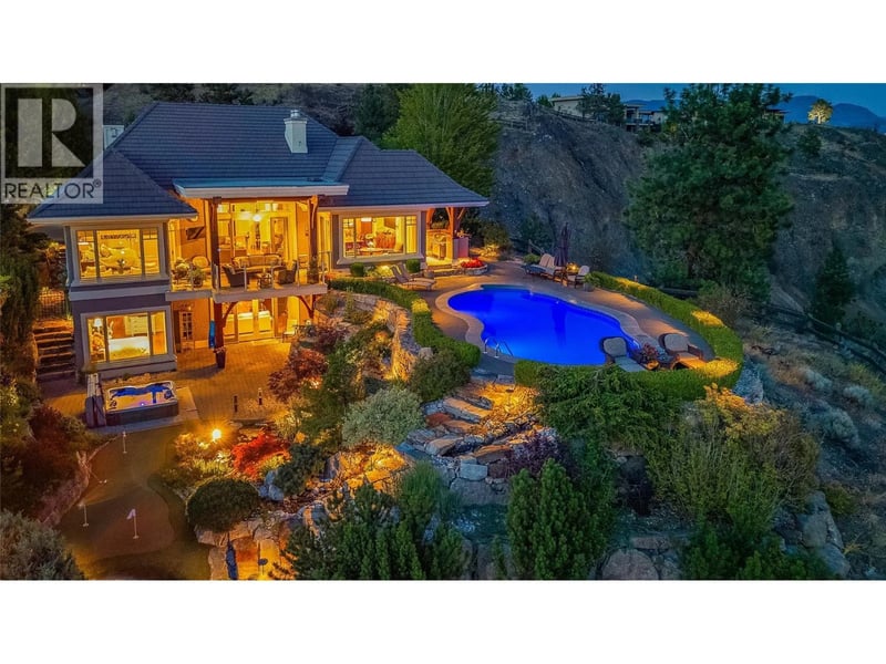 1173 Parkbluff Lane, Kelowna, British Columbia, V1V2Y3, Kelowna, British Columbia — photo 1 of 5