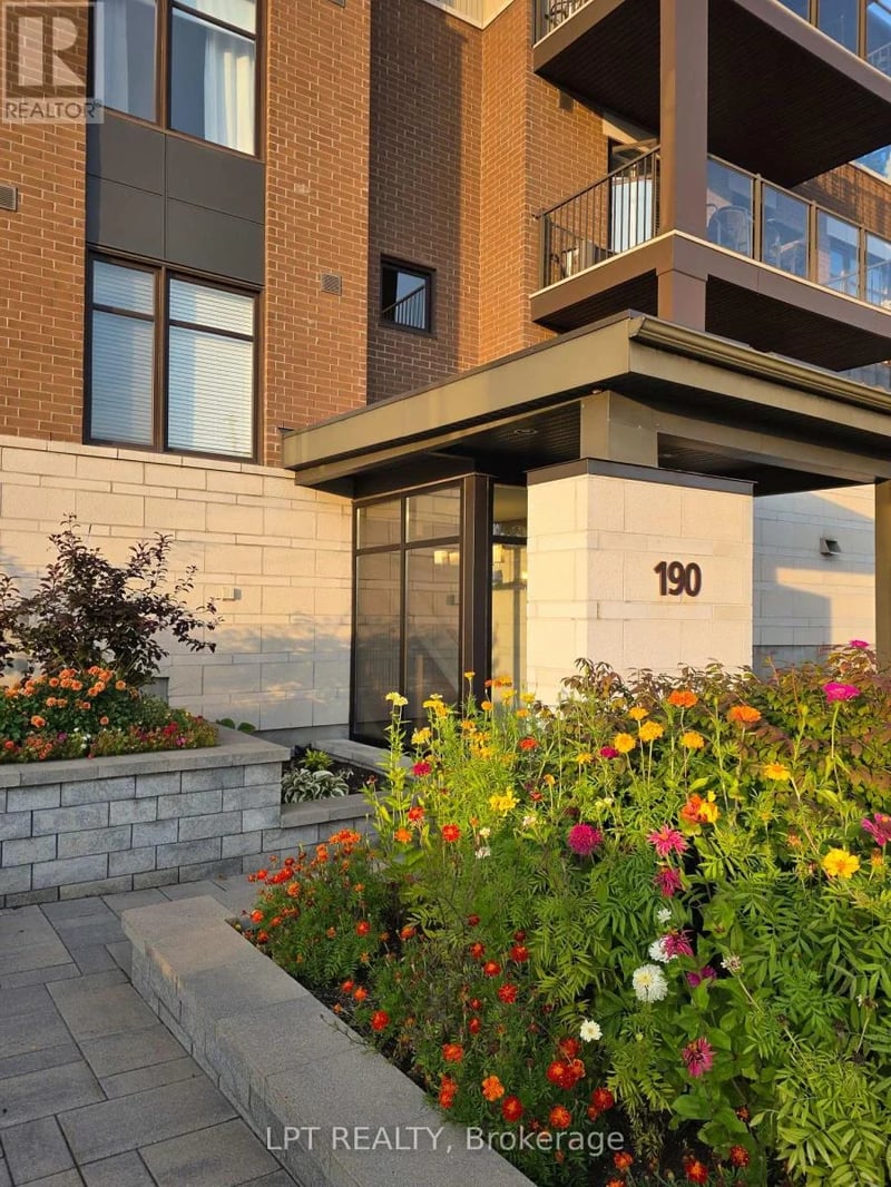 #203 190 GUELPH Private, Ottawa, Ontario, K2T0C3, Ottawa, Ontario — photo 1 of 5