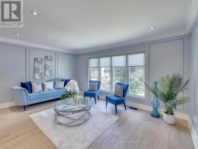 3626 Anniversary Road, Mississauga (Erindale), Ontario, L5C2G1, Mississauga (Erindale), Ontario — photo 1 of 5