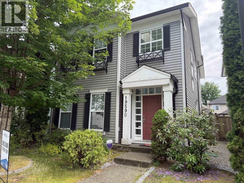19590 SHINGLE BOLT Crescent, Pitt Meadows, British Columbia, V3Y2W7, Pitt Meadows, British Columbia — photo 1 of 5