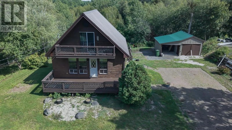 27 Riverview Drive, Bridgewater, Nova Scotia, B4V3A1, Bridgewater, Nova Scotia — photo 1 of 5