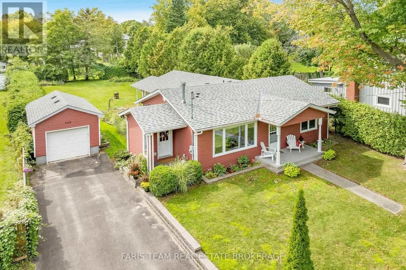 320 Cherry Street, Tay (Waubaushene), Ontario, L0K2C0, Tay (Waubaushene), Ontario — photo 1 of 5