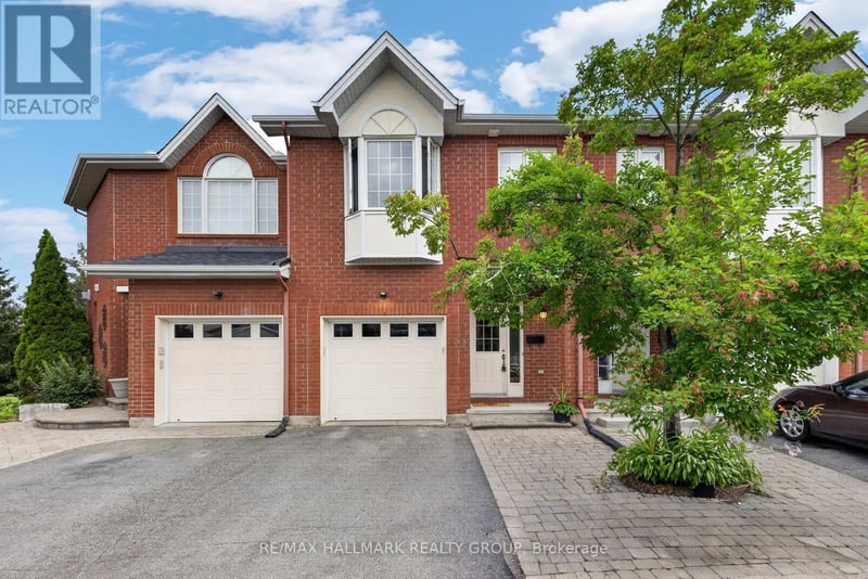 103 Tall Oak Private, Ottawa, Ontario, K1G6T3, Ottawa, Ontario — photo 1 of 5