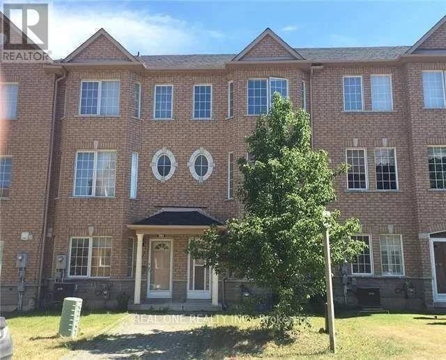 15 Azalea Gate Way, Markham (Commerce Valley), Ontario, L3T7T9, Markham (Commerce Valley), Ontario — photo 1 of 5