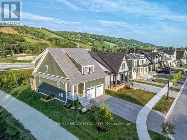 190 Courtland Street, Blue Mountains, Ontario, L9Y4E4, Blue Mountains, Ontario — photo 1 of 5