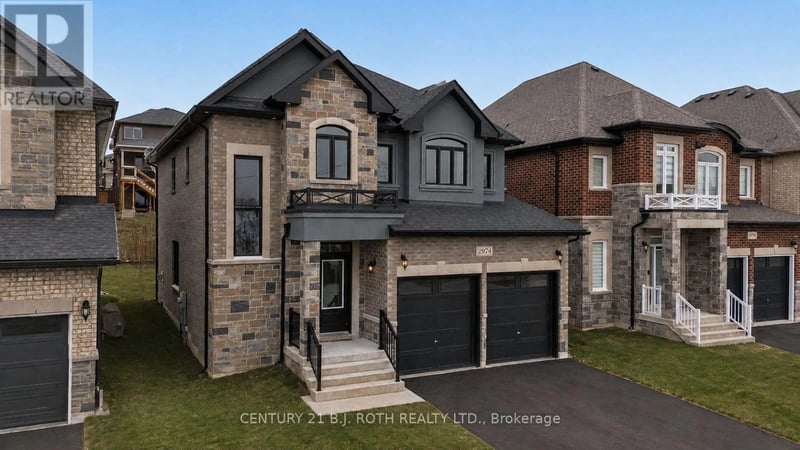 2974 Monarch Drive, Orillia, Ontario, L3V8M8, Orillia, Ontario — photo 1 of 5