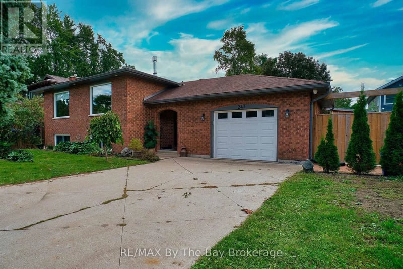 247 Simcoe Street, Clearview (Stayner), Ontario, L0M1S0, Clearview (Stayner), Ontario — photo 1 of 5