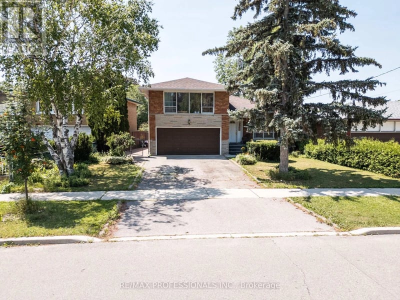48 Dalegrove Crescent, Toronto (Eringate-Centennial-West Deane), Ontario, M9B6A9, Toronto (Eringate-Centennial-West Deane), Ontario — photo 1 of 5