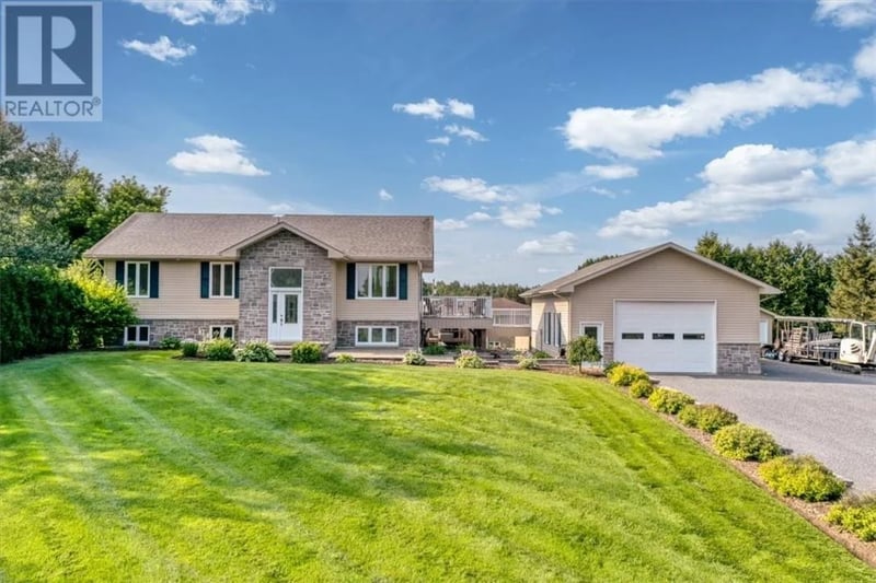 9 Rollande Street, Markstay, Ontario, P0M2G0, Markstay, Ontario — photo 1 of 5