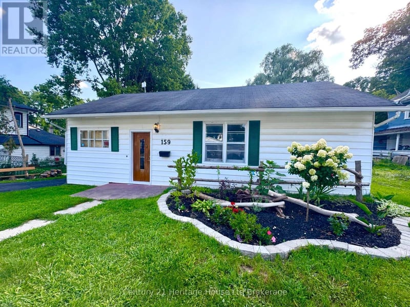 159 John Street, Ingersoll (Ingersoll - North), Ontario, N5C3G1, Ingersoll (Ingersoll - North), Ontario — photo 1 of 5