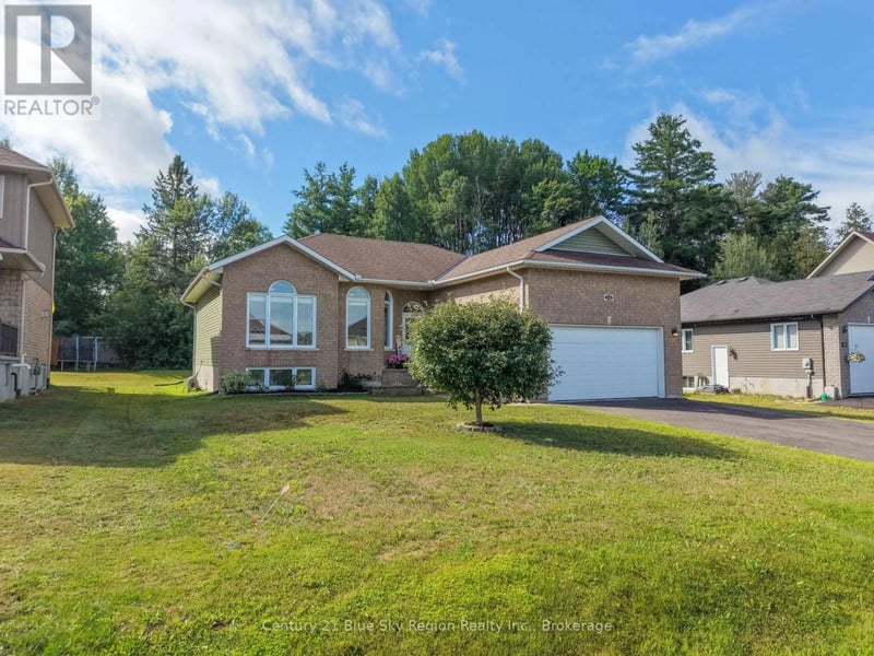 24 Osprey Crescent, Callander, Ontario, P0H1H0, Callander, Ontario — photo 1 of 5