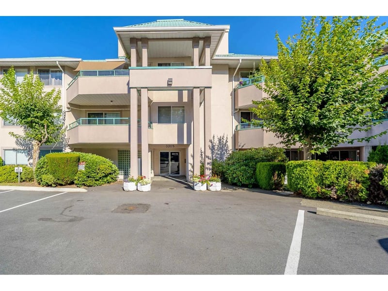 #221 33175 OLD YALE Road, Abbotsford, British Columbia, V2S2J4, Abbotsford, British Columbia — photo 1 of 5