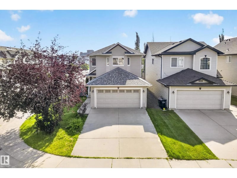 1103 117 ST SW, Edmonton, Alberta, T6W1W8, Edmonton, Alberta — photo 1 of 5
