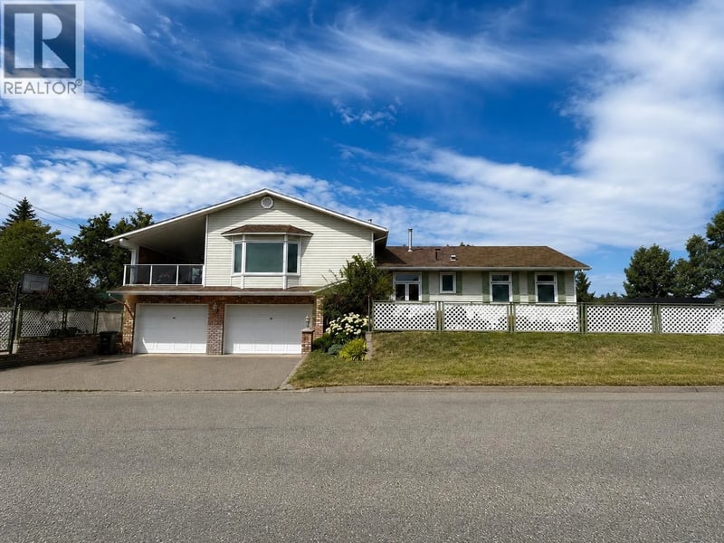 785 IRWIN Street, Prince George, British Columbia, V2M2X6, Prince George, British Columbia — photo 1 of 5