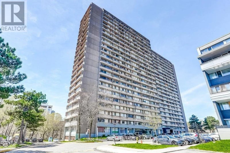 #1711 10 Sunny Glenway, Toronto (Flemingdon Park), Ontario, M3C2Z3, Toronto (Flemingdon Park), Ontario — photo 1 of 5