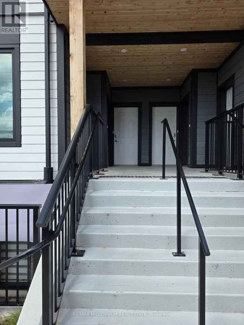 #320 708 Woolwich Street, Guelph (York/Watson Industrial Park), Ontario, N1H0C8, Guelph (York/Watson Industrial Park), Ontario — photo 1 of 5