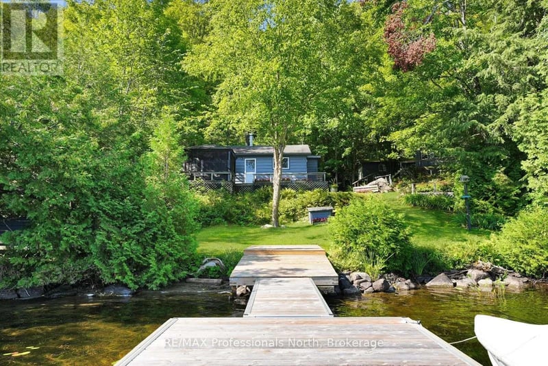 1017 Pickerel Lane, Highlands East (Glamorgan), Ontario, K0M1X0, Highlands East (Glamorgan), Ontario — photo 1 of 5