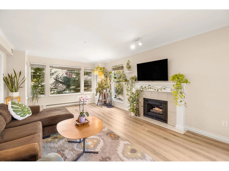 #204 20350 54 Avenue, Langley, British Columbia, V3A8J4, Langley, British Columbia — photo 1 of 5
