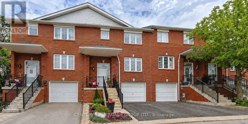 22 Village Green Lane, Bradford West Gwillimbury (Bradford), Ontario, L3Z3E7, Bradford West Gwillimbury (Bradford), Ontario — photo 1 of 5