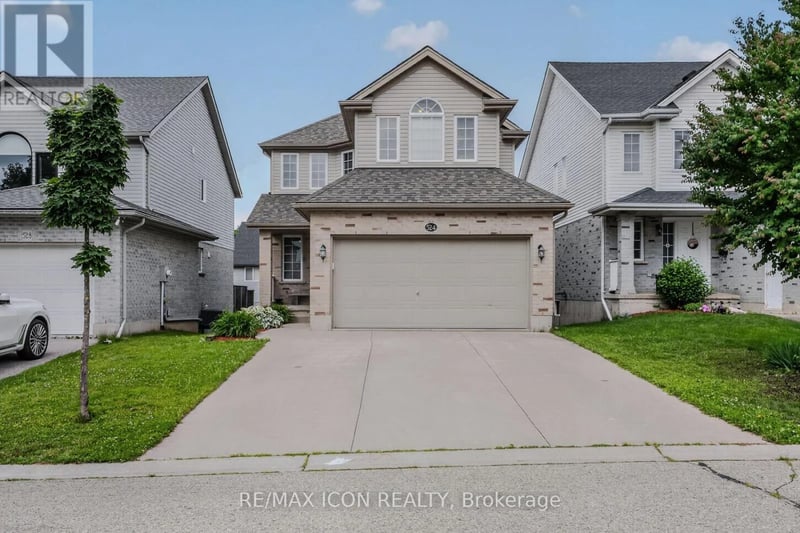 524 Ontario Street, Woodstock (Woodstock - South), Ontario, N4V1H2, Woodstock (Woodstock - South), Ontario — photo 1 of 5