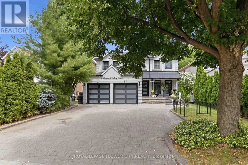 18 Pleasant Valley Place, Brampton (Northgate), Ontario, L6S5S2, Brampton (Northgate), Ontario — photo 1 of 5