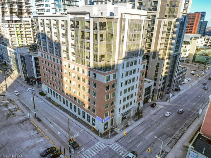 #810 150 MAIN Street West, Hamilton, Ontario, L8P1H8, Hamilton, Ontario — photo 1 of 5