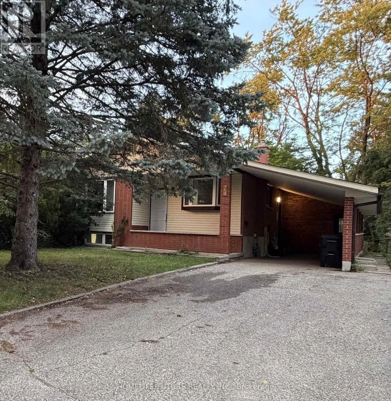 7 Cardill Crescent, Waterloo, Ontario, N2L3Y7, Waterloo, Ontario